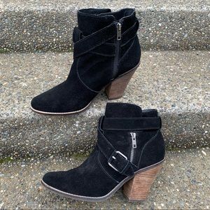 Dolce Vita 'Conary' Black Suede Chunky Stacked Heel Ankle booties/boots; Size 10